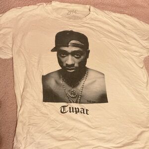 Tupac shirt
